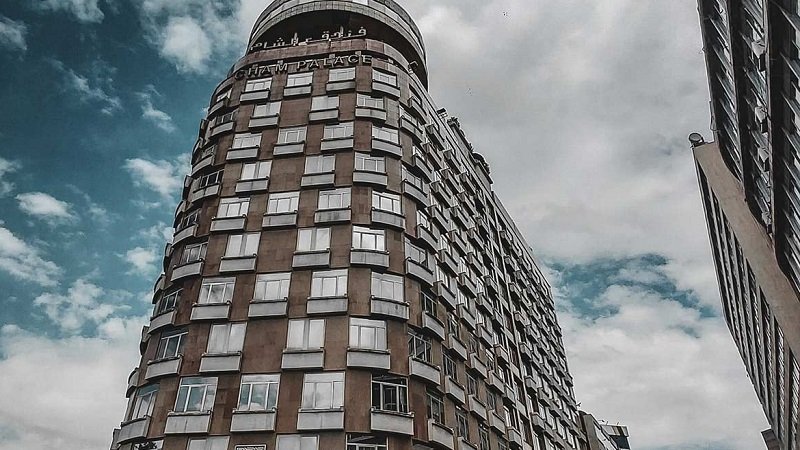 سرقة مكشوفة في اغتصاب فندق الشام في دمشق! 2 0333