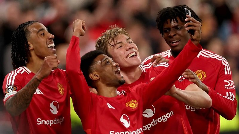 يوروبا ليغ: يونايتد يواجه توتنهام في نهائي إنجليزي خالص 2 1052451