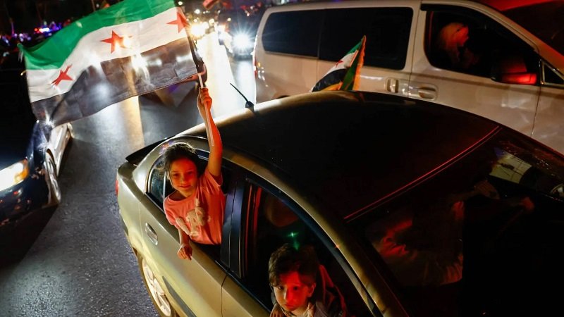 الاحتفالات تعم سوريا بعد قرار رفع العقوبات الأميركية 2 1058194