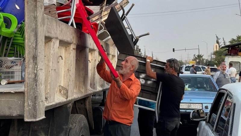 حملات مكثفة لإزالة البسطات والإشغالات في حلب 2 IMG 20250513 134418 563