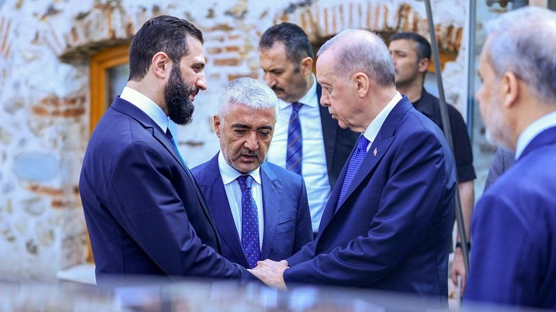 أردوغان يجري محادثات ثنائية مع الشرع في إسطنبول 2 IMG 20250524 191501 877