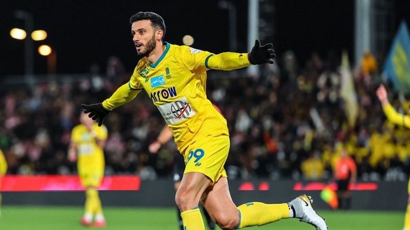 السومة: ستشاهدونني في روشن الموسم المقبل 2 Omar Al Somah