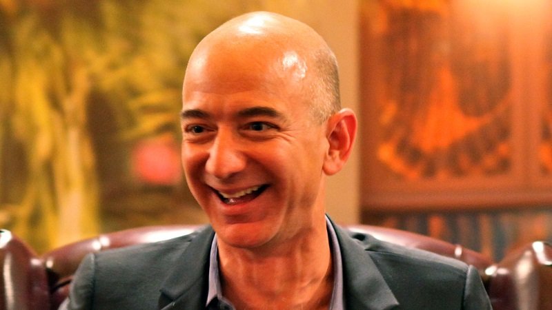 10 حقائق مذهلة عن ثروة الملياردير جيف بيزوس 2 jeff