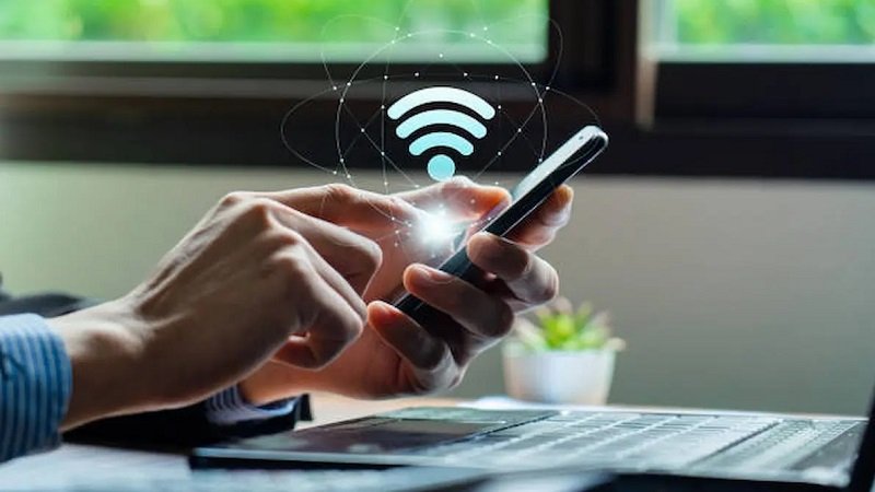 الميكروويف والمرايا… 5 أشياء تُضعف الواي فاي في منزلك