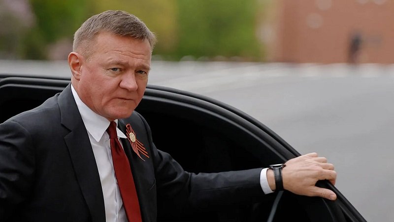 انتحار وزير النقل الروسي عقب إقالته من منصبه 2 1121962