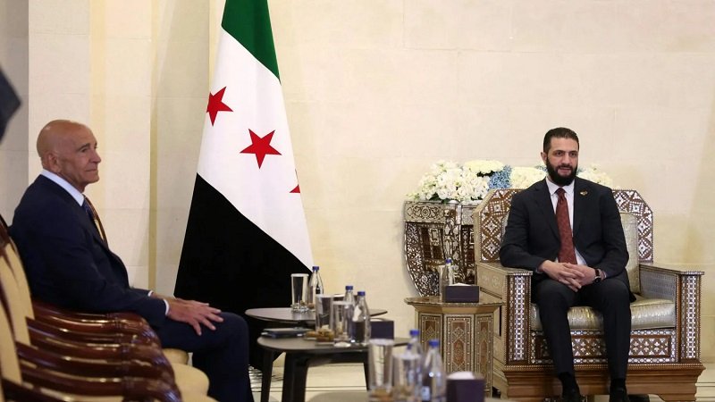 دمشق تجدّد رفضها للفدرالية وتدعو الأكراد للانضواء في الجيش