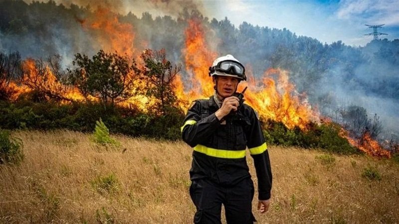 فرنسا تشهد أسوأ حرائق غابات منذ عقود 2 4866654