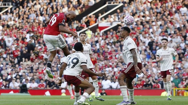 أرسنال يسقط مانشستر يونايتد في "أولد ترافورد" 2 4873819