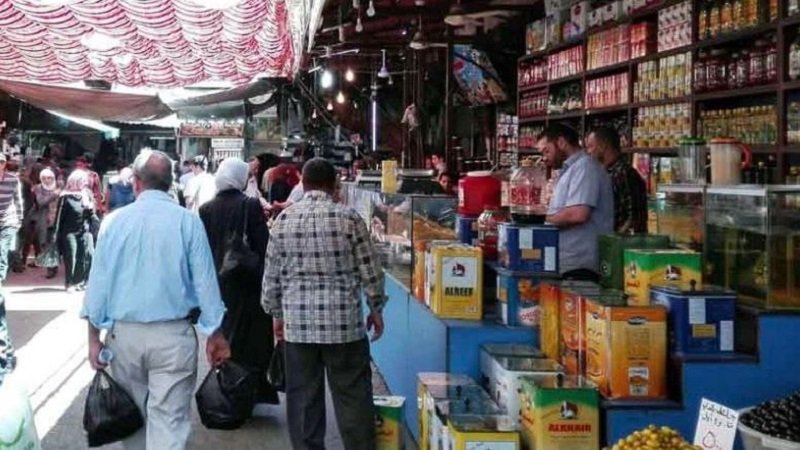 الأسواق الشعبية في دمشق.. نقص في الخدمات وتحديات تواجه المتسوقين 2 IMG 20250822 160734 409