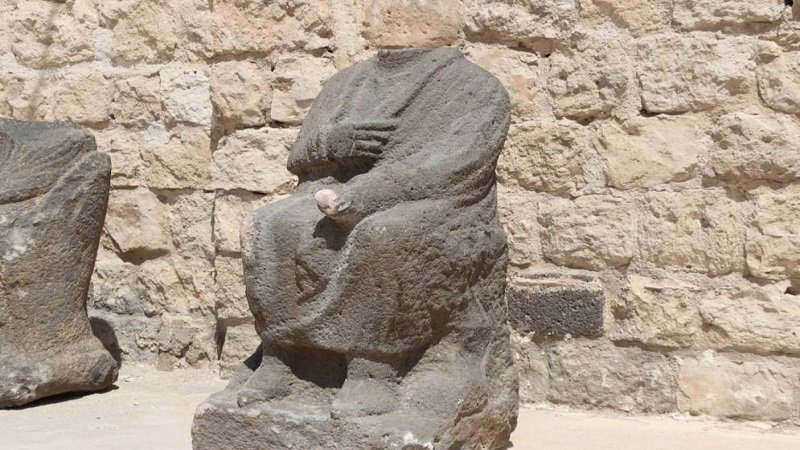 نقل 11 قطعة أثرية من منبج بريف حلب إلى الحمام العثماني 2 11 artifacts were transferred from Manbij in the Aleppo countryside to the Ottoman bathhouse rb38rhl07dj3qdd23vaqkr19yt5nrckfb46cy40i18