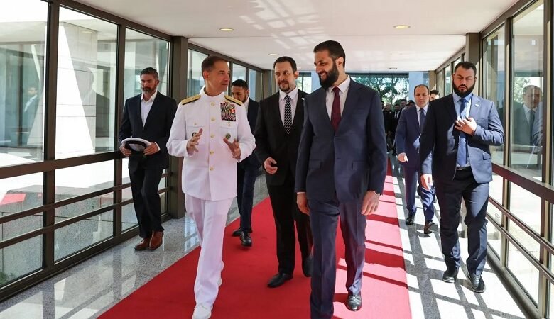 الشرع يبحث مع كوبر وبراك التعاون السياسي والعسكري