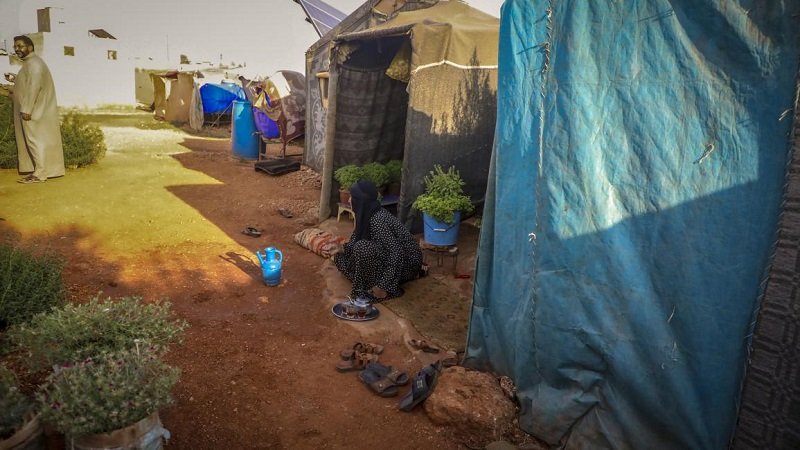 مليون سوري في مخيمات إدلب.. يعجزون عن العودة إلى الديار 2 14 1