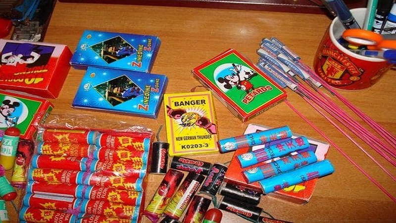 المفرقعات في حلب.. صوتٌ يعود بنا إلى ذكريات مؤلمة 2 1557744353