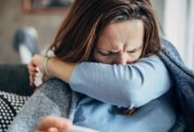 9 طرق لإيقاف نزلات البرد عند بداية الشعور بالمرض 16 9 طرق لإيقاف نزلات البرد عند بداية الشعور بالمرض