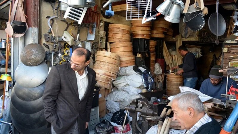 سوق المناخليّة.. حكاية حيّ دمشقي يتنفس التاريخ 2 291 1756713755