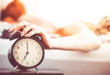 لماذا نستيقظ قبل دقائق من رنين المنبّه؟ 12 لماذا نستيقظ قبل دقائق من رنين المنبّه؟