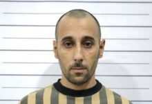 القبض على أحد سجاني صيدنايا المتورط في انتهاكات 13 القبض على أحد سجاني صيدنايا المتورط في انتهاكات