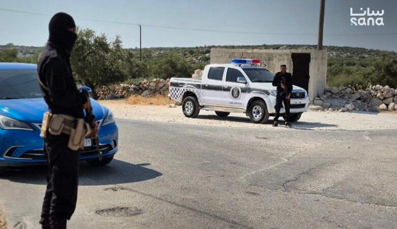 الأمن الداخلي في إدلب يحقق بانتحار رجل بعد قتله أفراد أسرته
