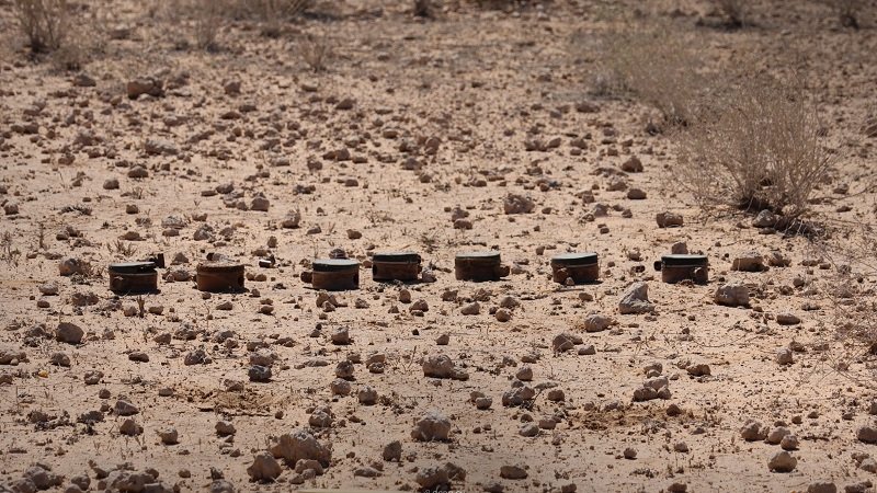 الجيش السوري يفكك أكثر من 5000 لغم في دير الزور 2 photo 2025 09 22 00 41 14 4 scaled 1