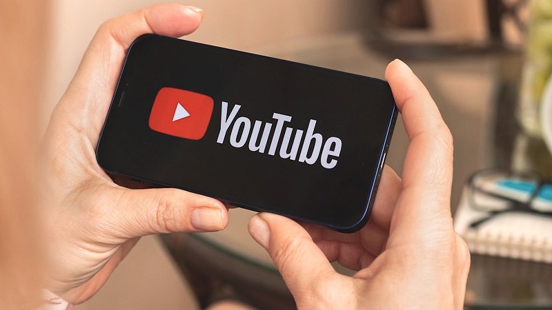 يوتيوب تطلق ميزات مبتكرة بالذكاء الاصطناعي لإنشاء الفيديوهات 2 thread 320822475 1106071272904841747