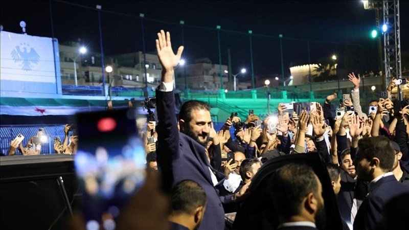 الرئيس السوري يفاجئ إدلب بوصوله إلى حملة تبرعاتها 2 thumbs b c f92da12b98d4cac39a199b3c86d77804