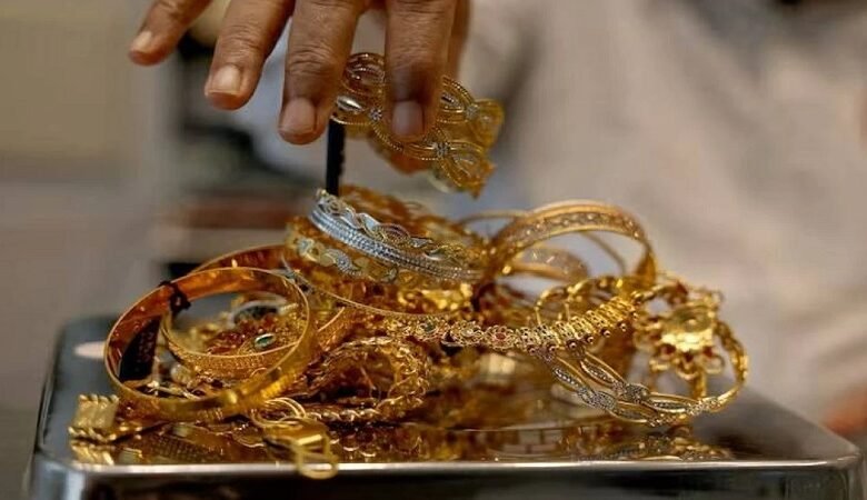 مزاج مُتقلّب للذهب بسبب التوترات في العالم