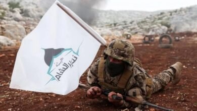 بريطانيا ترفع "هيئة تحرير الشام" من قائمة المنظمات الإرهابية 12 بريطانيا ترفع "هيئة تحرير الشام" من قائمة المنظمات الإرهابية