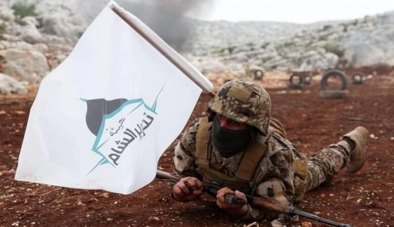 بريطانيا ترفع "هيئة تحرير الشام" من قائمة المنظمات الإرهابية 1 بريطانيا ترفع "هيئة تحرير الشام" من قائمة المنظمات الإرهابية