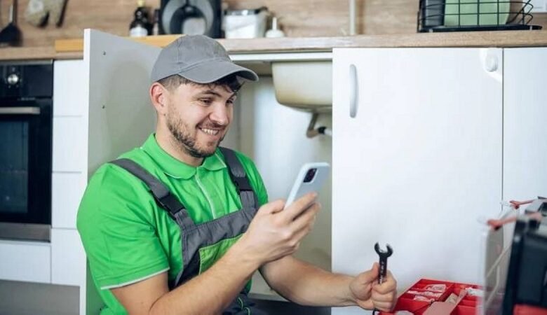 حتى السباكة.. كيف وصل ChatGPT إلى الحرف اليدوية؟