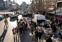 احتلال الأرصفة في سوريا... استيلاء على حق المشاة! 17 احتلال الأرصفة في سوريا... استيلاء على حق المشاة!