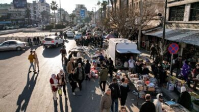 احتلال الأرصفة في سوريا... استيلاء على حق المشاة!