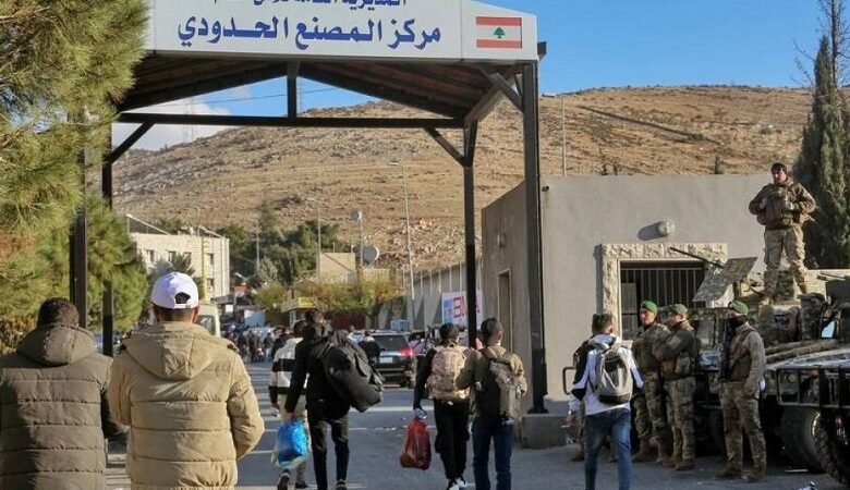 عودة مئات النازحين السوريين في لبنان إلى بلادهم