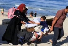 بعد وقف إطلاق النار.. نصف مليون فلسطيني يعودون إلى غزة 16 بعد وقف إطلاق النار.. نصف مليون فلسطيني يعودون إلى غزة