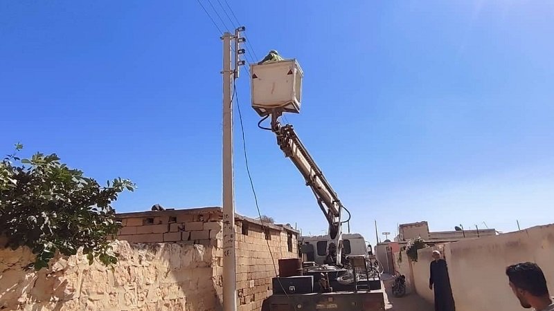 أحياء حلب الشرقية تتفاءل بقرب التغذية الكهربائية 2 IMG 20251016 204942 333