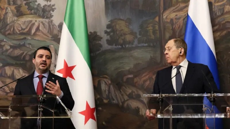 الانعطافة السورية الروسية.. الدوافع والفرص والعقبات 2 Syrian Foreign Minister1 1753956574