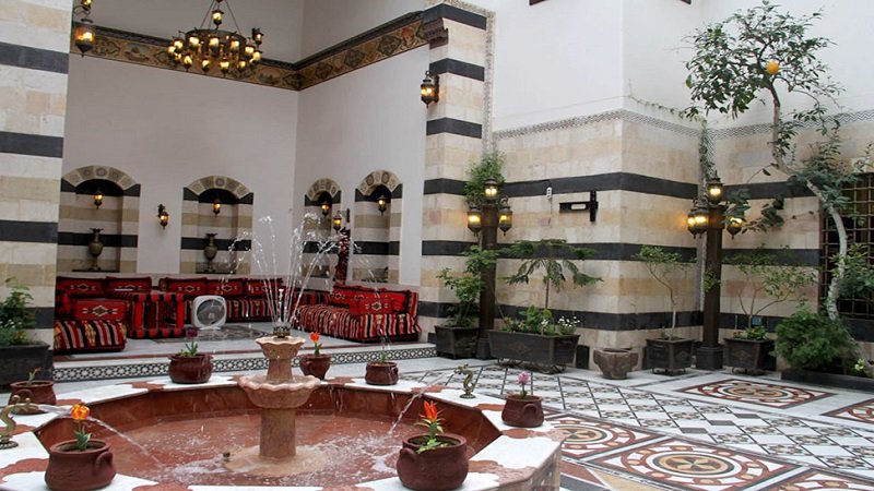 تحويل المباني الأثرية إلى مطاعم.. تهديد للتراث المعماري! 2 مطاعم