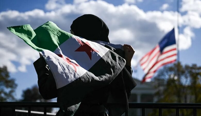 الشرع: رفع العقوبات ضروري لمنح سوريا فرصة التعافي 1 الشرع: رفع العقوبات ضروري لمنح سوريا فرصة التعافي
