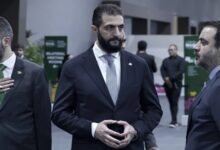 بريطانيا ترفع العقوبات عن الرئيس السوري أحمد الشرع