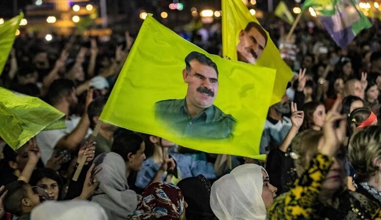 أوجلان يدعو تركيا إلى حوار مباشر مع «قسد»