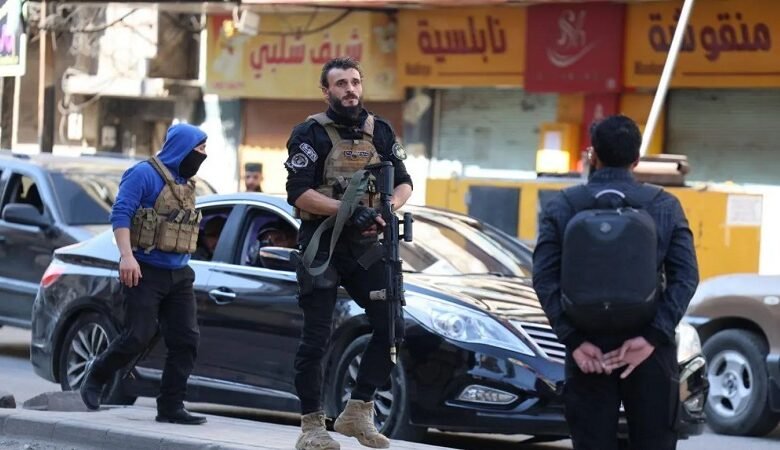 سوريا: توتر وانتشار لقوى الأمن والجيش في حمص 1 سوريا: توتر وانتشار لقوى الأمن والجيش في حمص