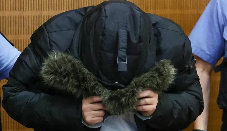 ألمانيا تحاكم 5 متهمين بارتكاب جرائم حرب في سوريا