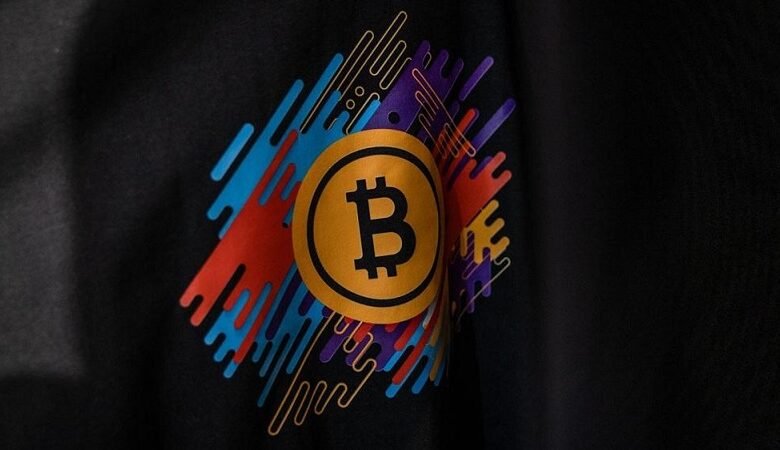 هل تلاشى رهان البيتكوين على سيولة حيتان المستثمرين؟