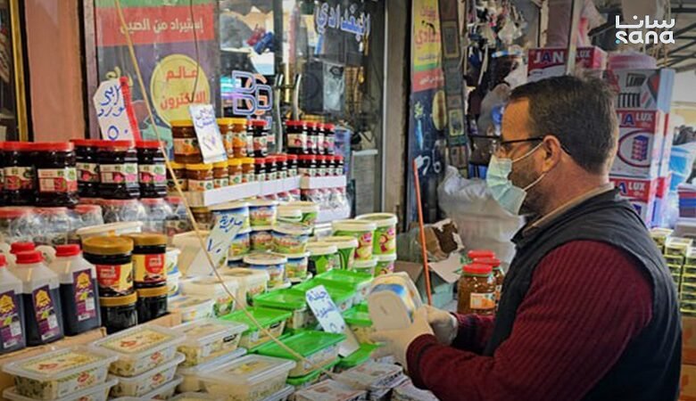 المواد الغذائية بالأسواق.. تقلبات في السعر وإرباك للمواطن والتاجر