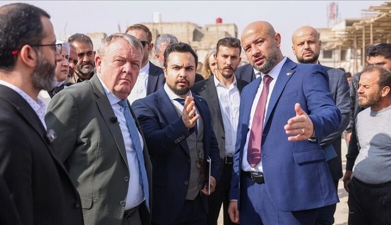 وزير خارجية الدنمارك يتفقد الدمار بحي تشرين في دمشق 1 وزير خارجية الدنمارك يتفقد الدمار بحي تشرين في دمشق