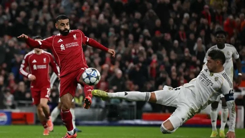 ليفربول يلحق بريال مدريد الهزيمة الأولى في دوري الأبطال 6 ليفربول يلحق بريال مدريد الهزيمة الأولى في دوري الأبطال