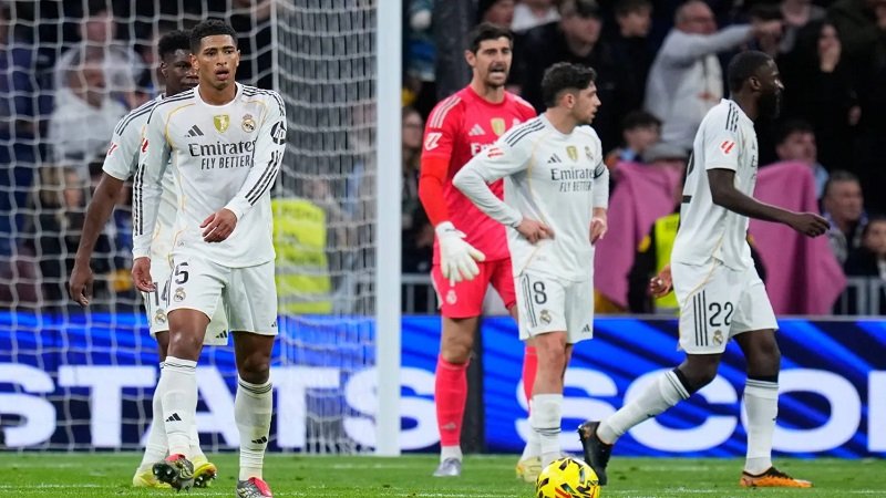 ريال مدريد يسقط على ملعبه أمام سيلتا فيغو بالدوري الإسباني 2 1298325