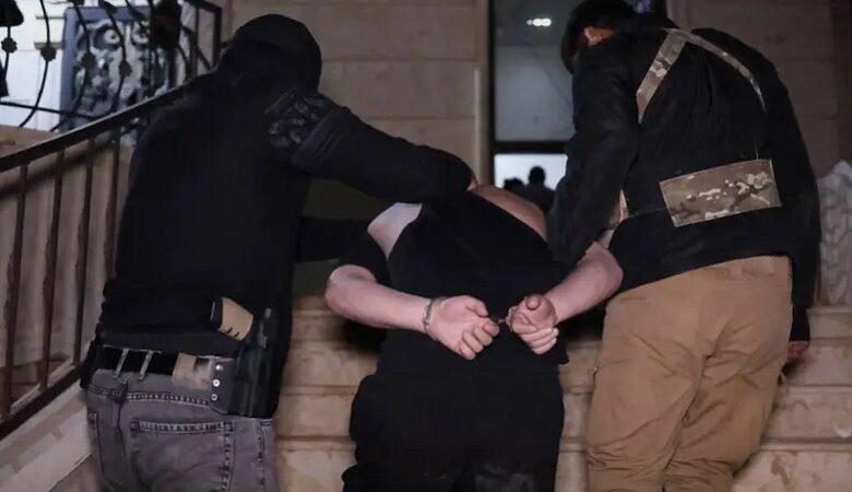 سوريا تعلن تحييد عنصرين من داعش وتوقيف آخرين بإدلب