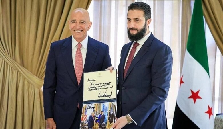 ترامب في رسالة إلى الشرع: «أراك قائداً عظيماً وأمريكا ستساندك» 1 ترامب في رسالة إلى الشرع: «أراك قائداً عظيماً وأمريكا ستساندك»