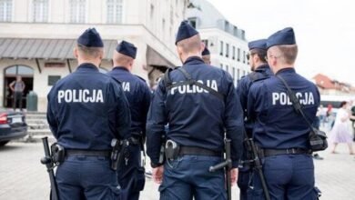 بولندا تحبط مخططاً لهجوم إرهابي على سوق لأعياد الميلاد 14 بولندا تحبط مخططاً لهجوم إرهابي على سوق لأعياد الميلاد