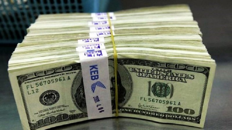 أزمة تصريف الدولارات القديمة في السوق السورية 2 photo ٢٠٢٥ ١٢ ١٤ ١١ ٠١ ٤٦